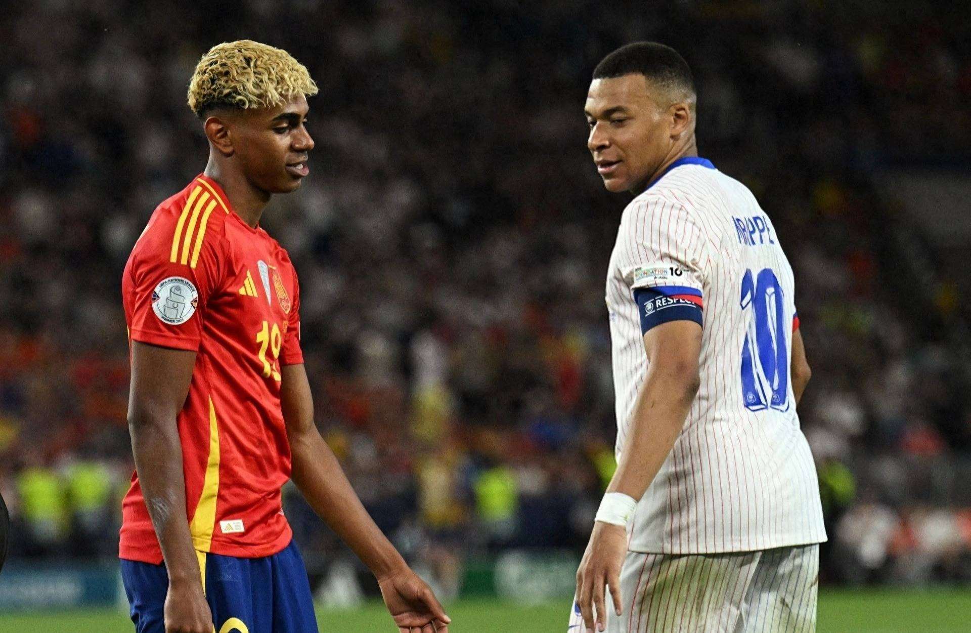 爱游戏入口-关键战西班牙国家队备战欧冠，状态回暖细节流出，细节曝光，阵容厚度经受考验的简单介绍